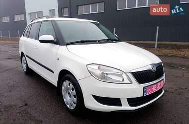 Универсал Skoda Fabia 2011 в Луцке