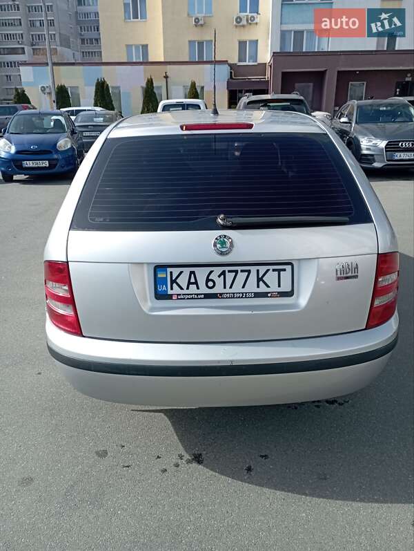 Универсал Skoda Fabia 2001 в Киеве