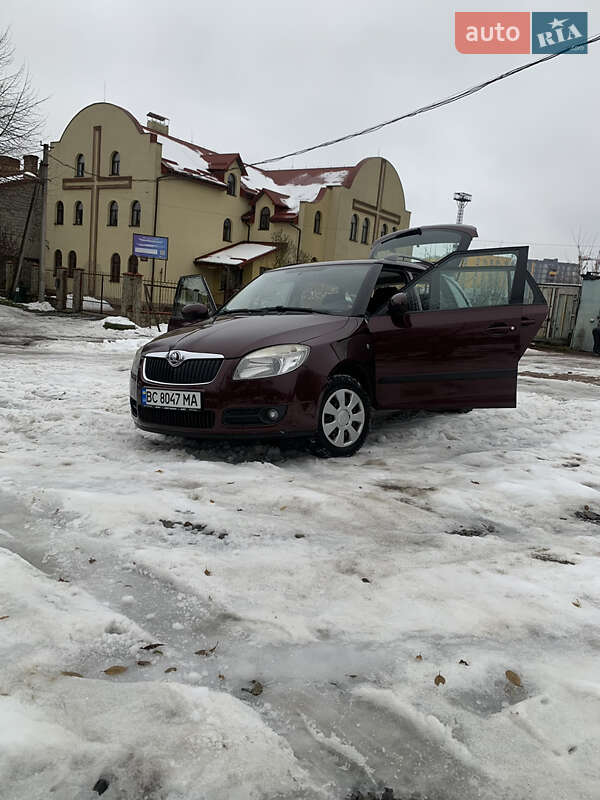 Универсал Skoda Fabia 2009 в Львове