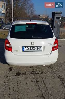 Универсал Skoda Fabia 2010 в Ужгороде