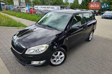 Універсал Skoda Fabia 2011 в Тернополі