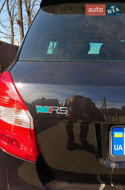 Хэтчбек Skoda Fabia 2011 в 
