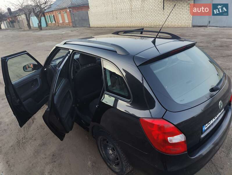Универсал Skoda Fabia 2010 в Харькове