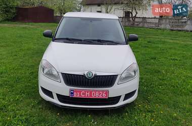 Універсал Skoda Fabia 2011 в Збаражі