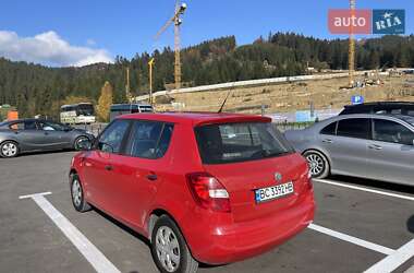Хетчбек Skoda Fabia 2010 в 