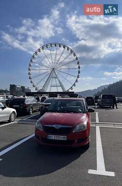 Хетчбек Skoda Fabia 2010 в 