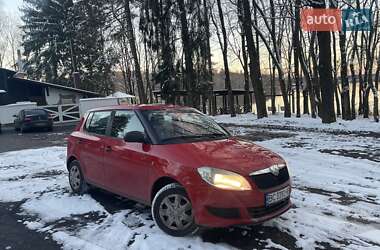 Хетчбек Skoda Fabia 2010 в 