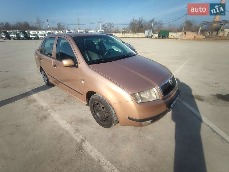 Седан Skoda Fabia 2001 в Кропивницком