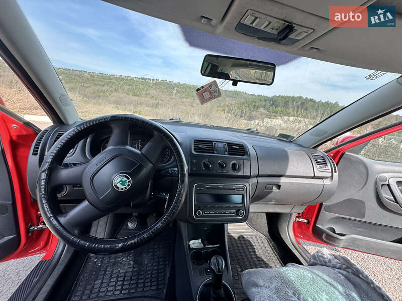 Универсал Skoda Fabia 2011 в Могилев-Подольске