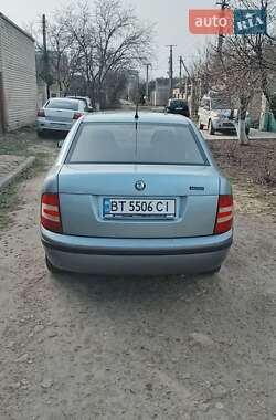 Седан Skoda Fabia 2004 в Херсоні