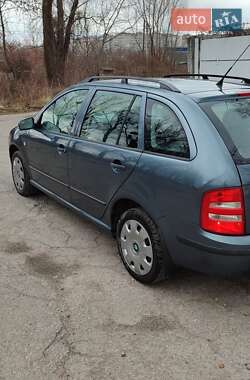 Универсал Skoda Fabia 2003 в 