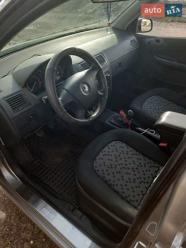 Хэтчбек Skoda Fabia 2007 в Братском