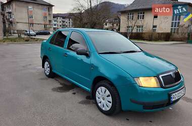 Седан Skoda Fabia 2001 в Ужгороді