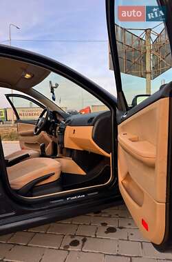 Хетчбек Skoda Fabia 2002 в 