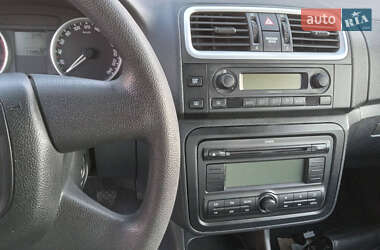 Хэтчбек Skoda Fabia 2009 в 