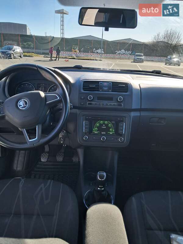 Універсал Skoda Fabia 2014 в Запоріжжі