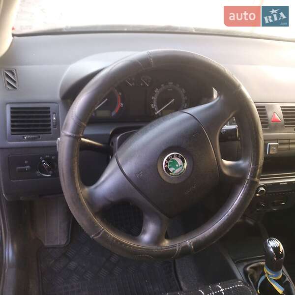 Хетчбек Skoda Fabia 2006 в Тернополі