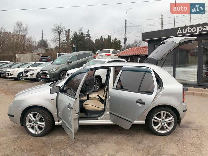 Хетчбек Skoda Fabia 2001 в Вінниці