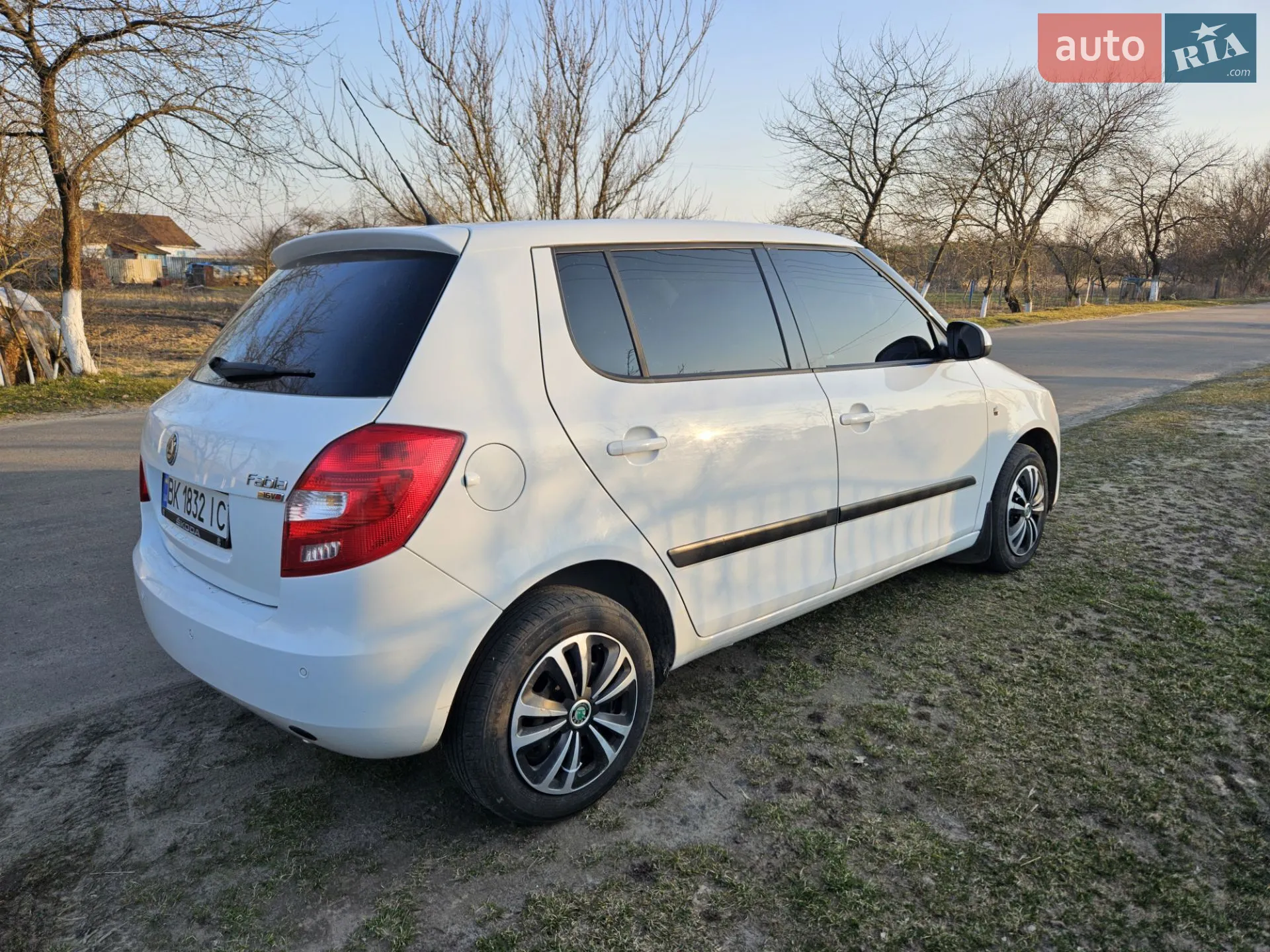 2010 Skoda Fabia - мініатюра 10