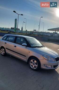 Универсал Skoda Fabia 2011 в 