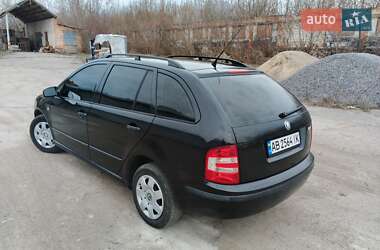 Хетчбек Skoda Fabia 2005 в 
