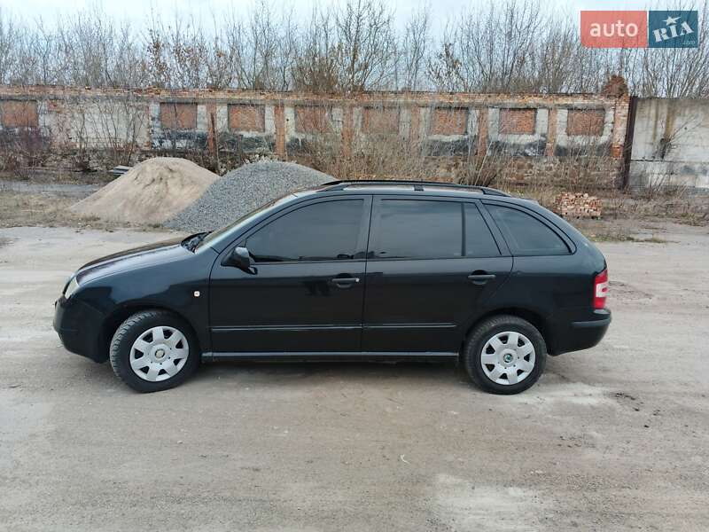 Хетчбек Skoda Fabia 2005 в Вороновиці