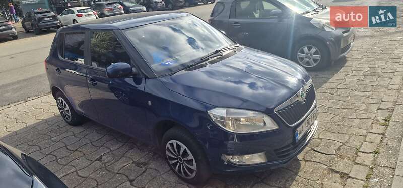 Хэтчбек Skoda Fabia 2012 в Киеве
