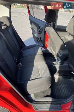 Хэтчбек Skoda Fabia 2010 в 