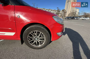 Хэтчбек Skoda Fabia 2010 в 