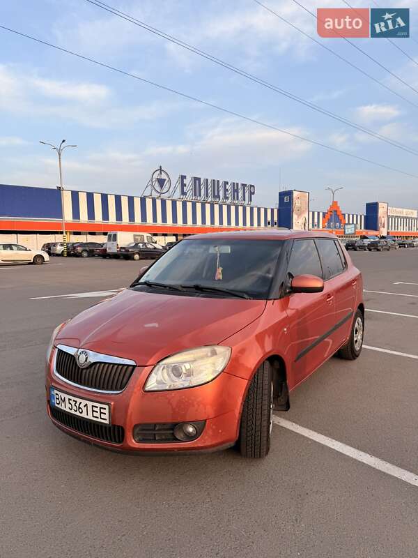 Хетчбек Skoda Fabia 2007 в Луцьку
