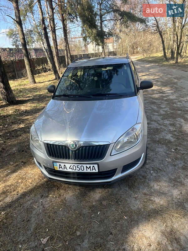 Skoda Fabia 2011
