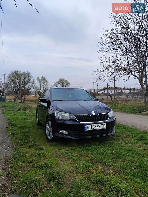 Хэтчбек Skoda Fabia 2015 в Подольске