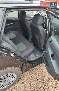 Универсал Skoda Fabia 2004 в 