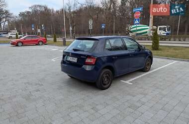 Хэтчбек Skoda Fabia 2016 в 