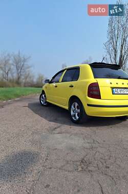 Хэтчбек Skoda Fabia 2001 в 