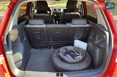 Хетчбек Skoda Fabia 2012 в 