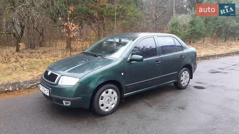 Седан Skoda Fabia 2002 в Рожнятові