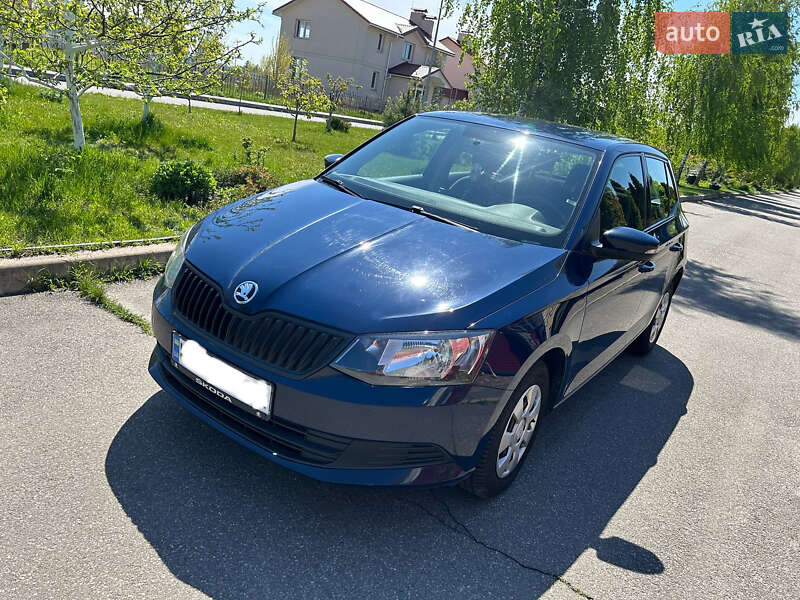 Хетчбек Skoda Fabia 2017 в Києві