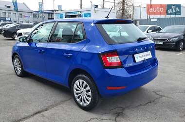 Хэтчбек Skoda Fabia 2019 в 