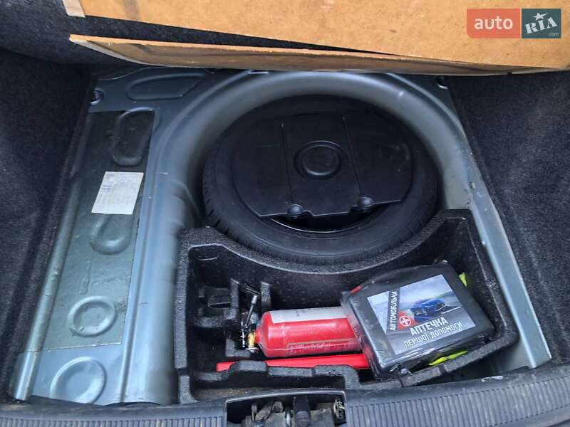 Универсал Skoda Fabia 2004 в Владимире