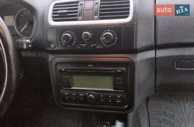 Хэтчбек Skoda Fabia 2008 в 