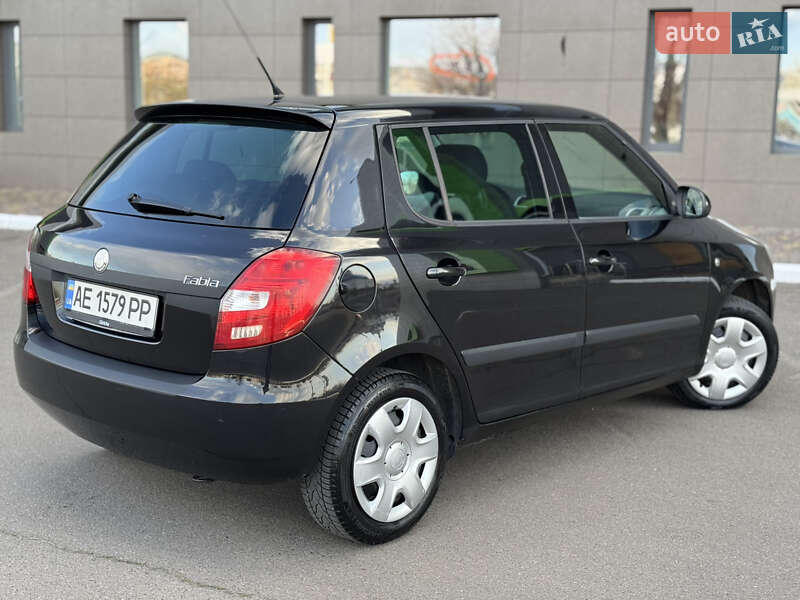 Хэтчбек Skoda Fabia 2008 в Кривом Роге