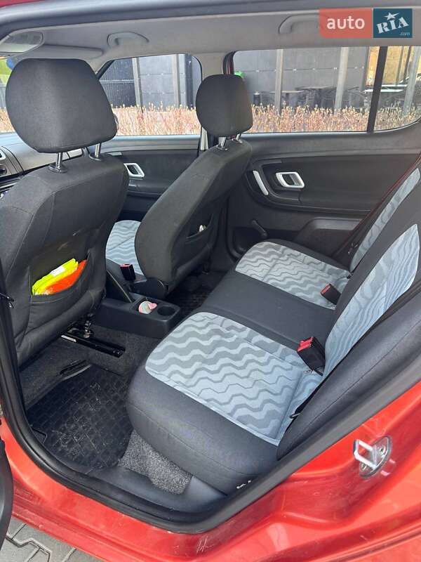 Хетчбек Skoda Fabia 2008 в Києві