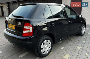 Хэтчбек Skoda Fabia 2006 в 