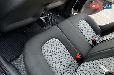 Хэтчбек Skoda Fabia 2006 в 