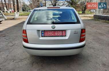 Универсал Skoda Fabia 2005 в 