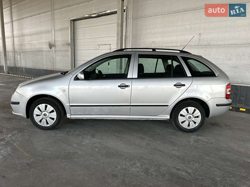 Универсал Skoda Fabia 2007 в Ровно