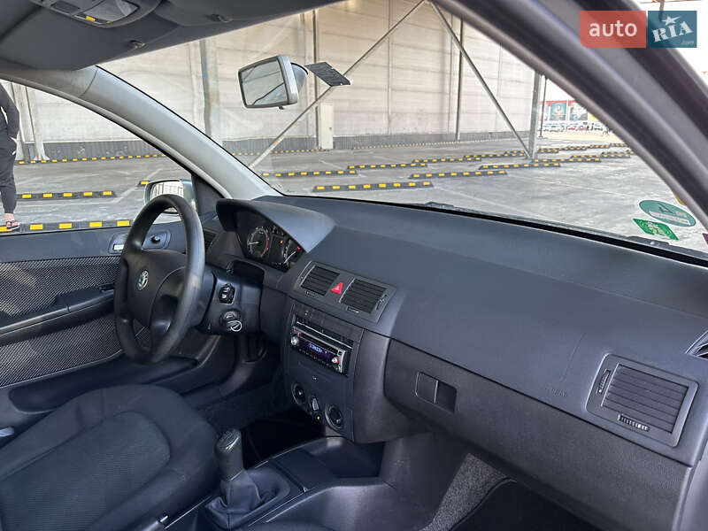 Универсал Skoda Fabia 2007 в Ровно