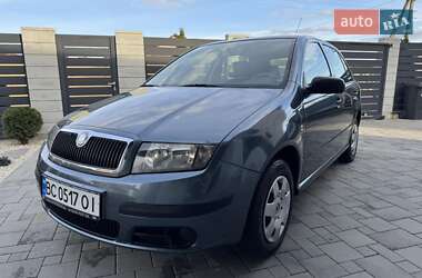 Хэтчбек Skoda Fabia 2005 в 