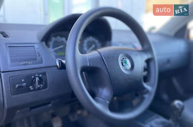 Хэтчбек Skoda Fabia 2008 в 